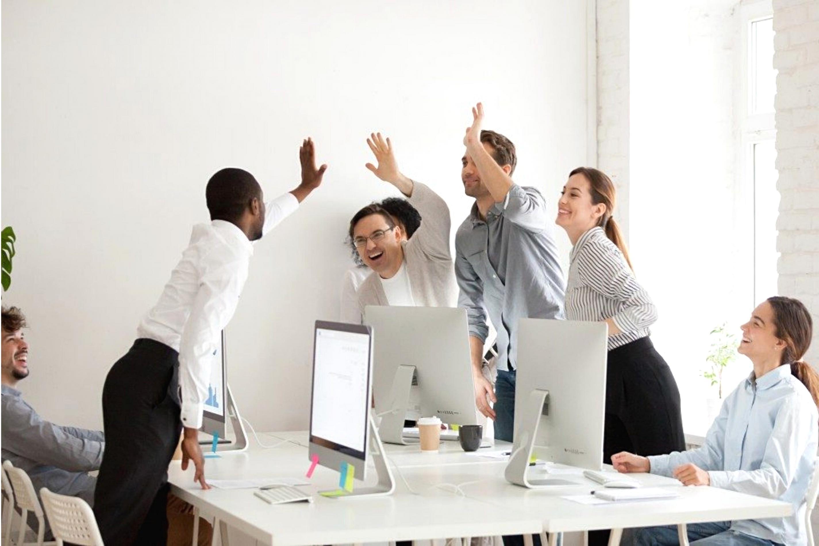 Barbering technique demonstration during a Kralves seminar